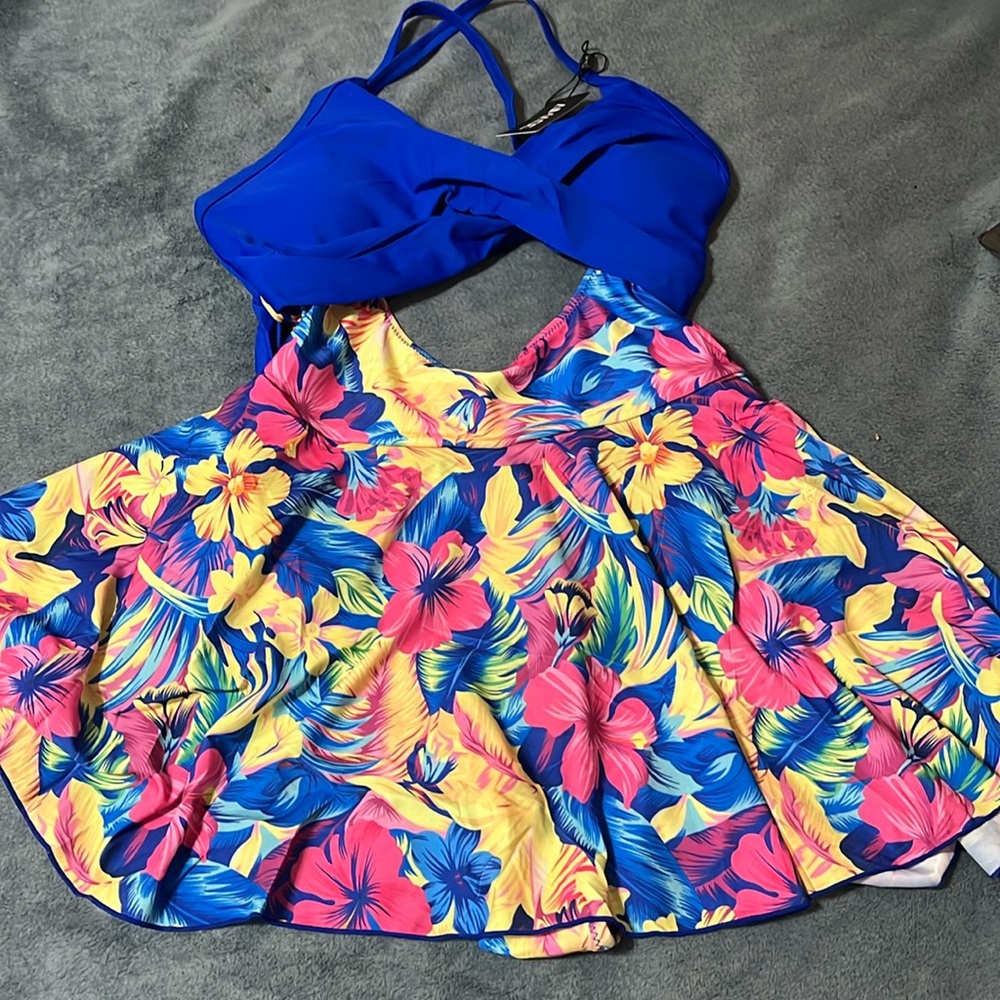 AIMAGE Ruffle Sleeve Swimsuit size Large